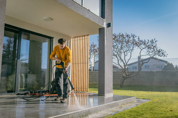 Best Parking Lot and Garage Cleaning  in Coralville, IA